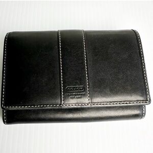 Vintage Y2K Coach Leatherware 1941 wallet